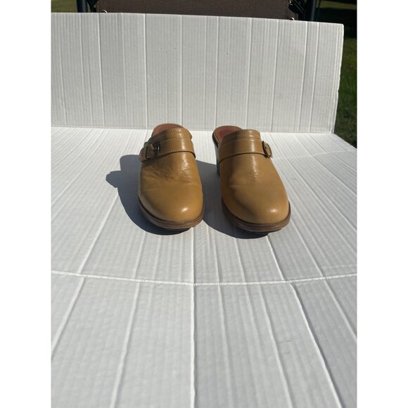 Dansko Womens oyster honey Tan Leather Clog Mules Size 37 (7) With Buckle Detail - Picture 2 of 10